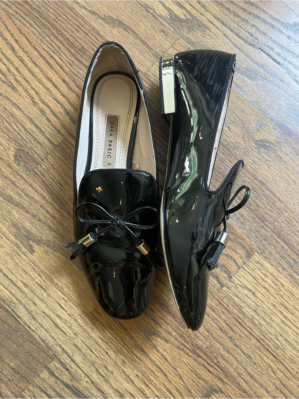 Zara Black Patent Bow-Accent Flats Sz 38